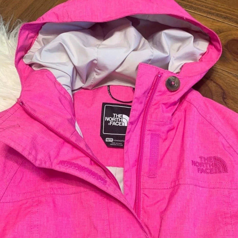 SOLD - The North Face Jacket - XS